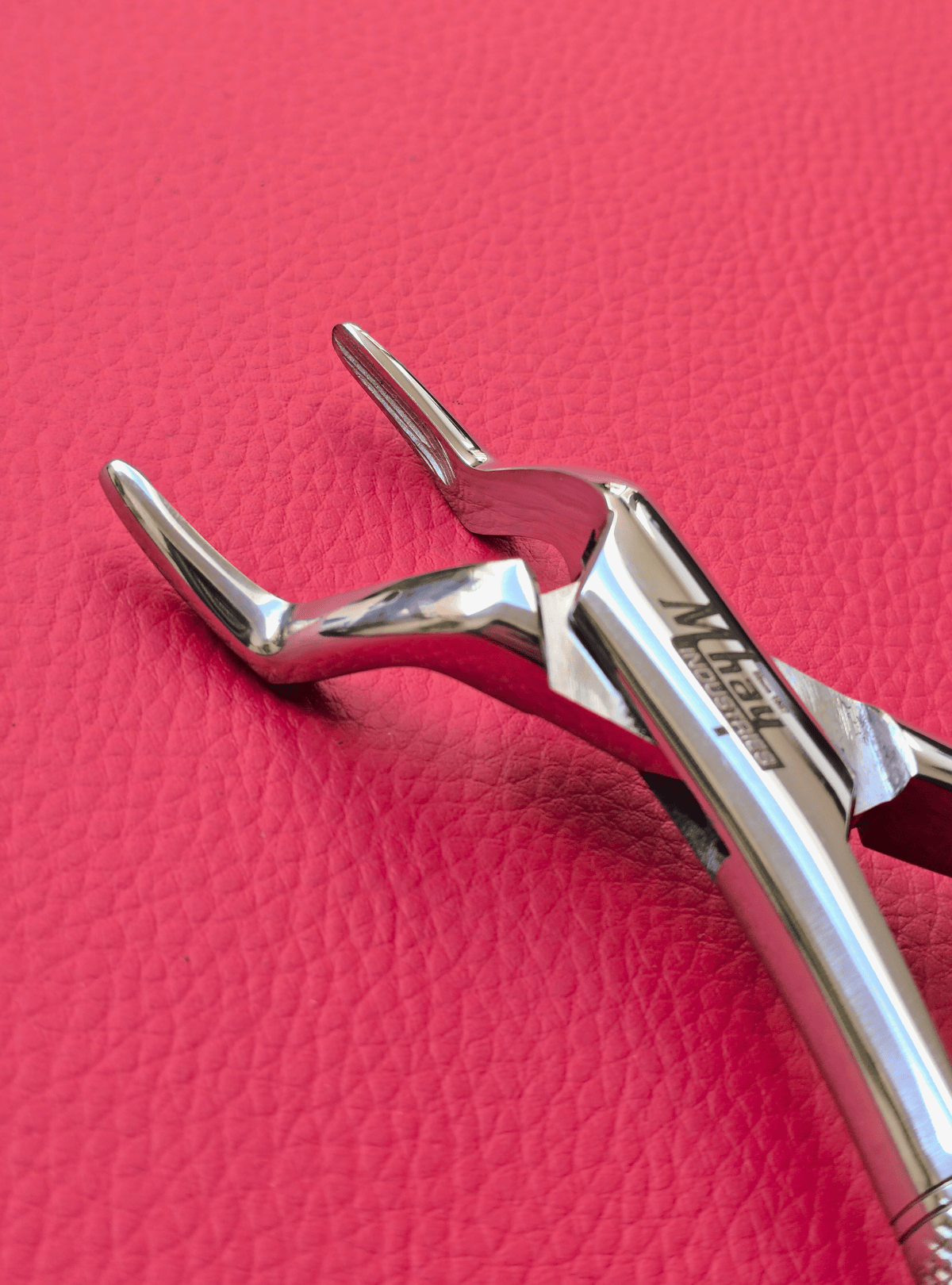 Offset Wolf Tooth Forceps 7″